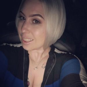 Meet your Posher, Dana